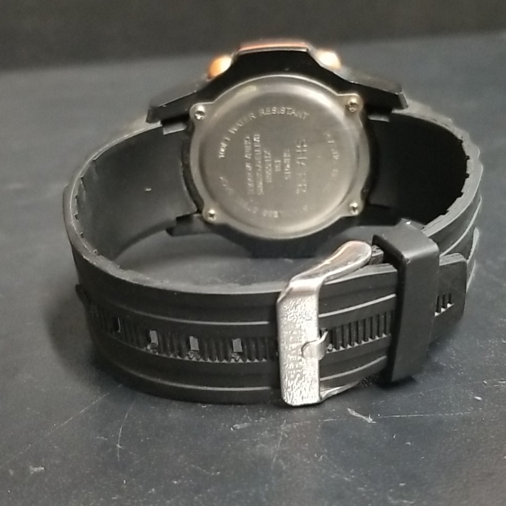SHARP Watch - Picture 6 of 9